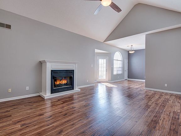 4th image of 4322 Mannington Dr