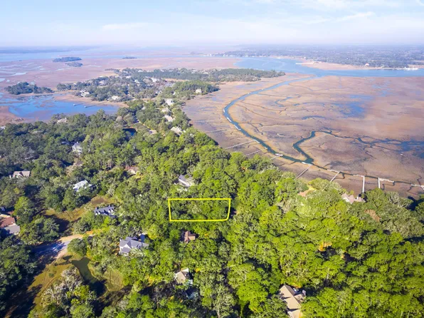 2464 Seabrook Island Rd, Johns Island, SC 29455