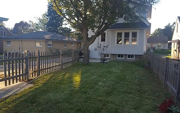 2nd image of 4364 S Lenox St #4364A