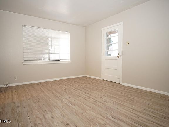 4th image of 1311 Chadbourne St