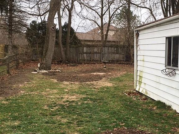3rd image of 5820 Normandy Dr