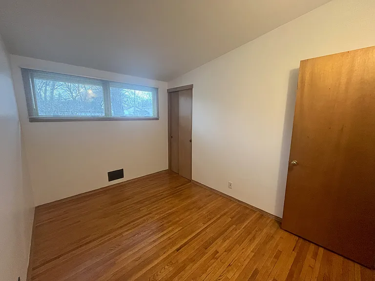2451 Sherwood Rd — Photo 8