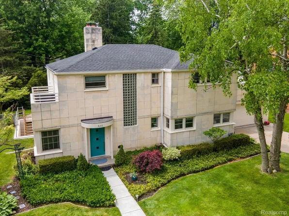 641 S Oxford Rd, Grosse Pointe Woods, MI 48236