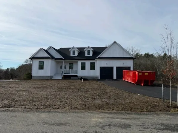 1 Clubhouse Way, Rehoboth, MA 02769