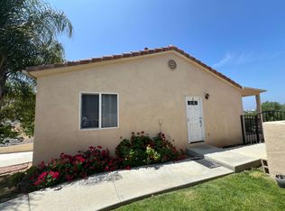 18691 Oak Park Dr, Riverside, CA 92504