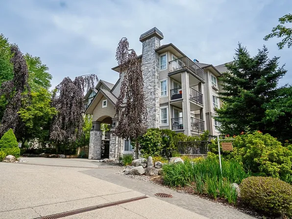 1150 E 29th St #112, North Vancouver, BC V7K 3E2