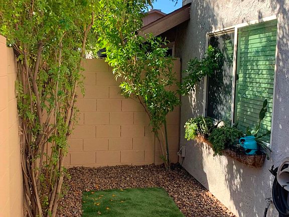 Private Courtyard