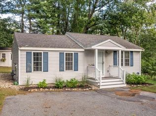 18 Druid Hill Ave, Tewksbury, MA 01876