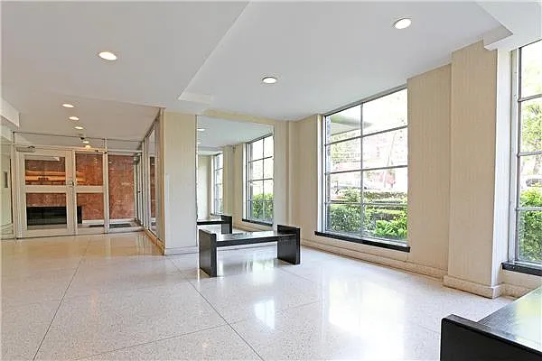 Sold by Exclusive Properties Sotheby's International Realty | media 10