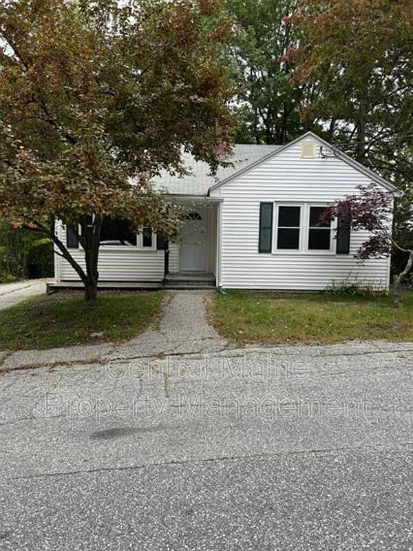 2 bed, 1.0 bath, $1,800 — Photo 1