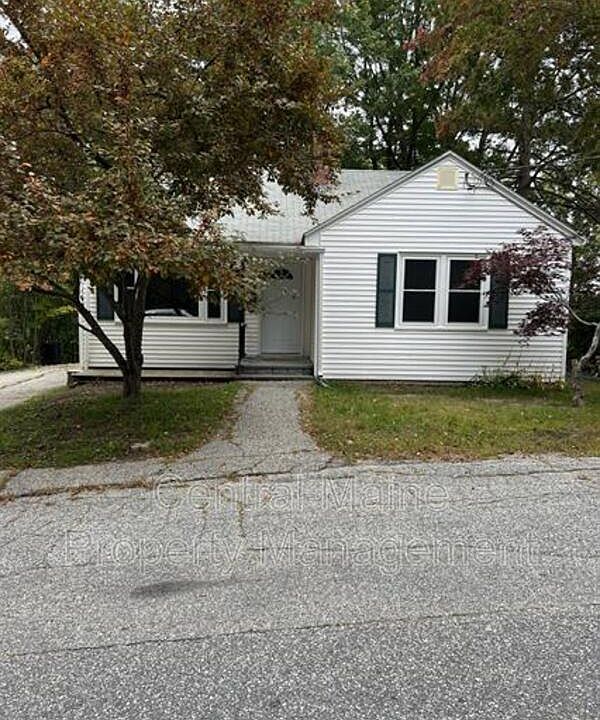 1st image of 76 7th St #76