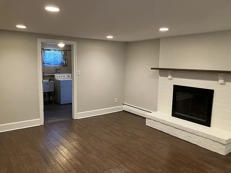 2 Woodview Rd — Photo 14