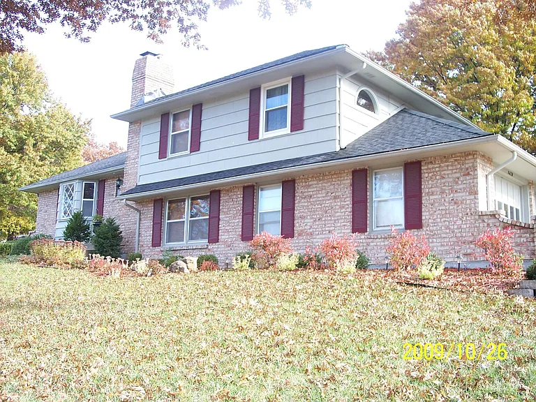 5429 Foster St — Photo 13