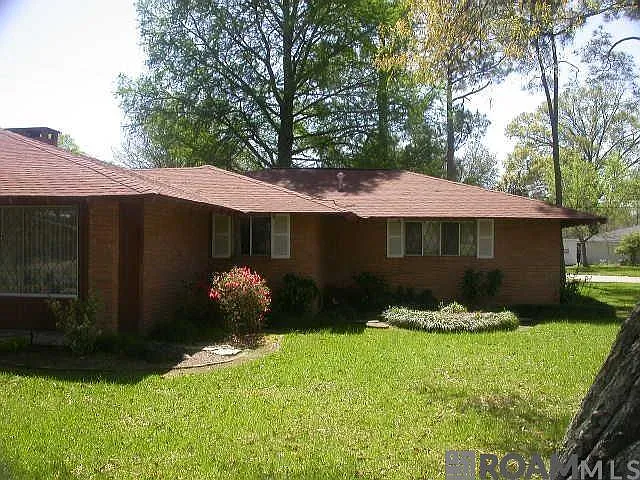 10432 Goodwood Blvd — Photo 4