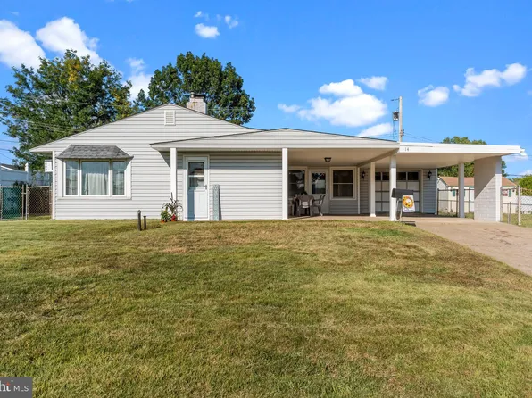 14 Vista Rd, Levittown, PA 19057