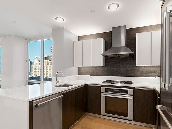 3rd image of 247 W 46th St APT 1201