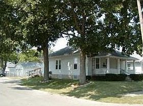 1st image of 1118 S Clay St