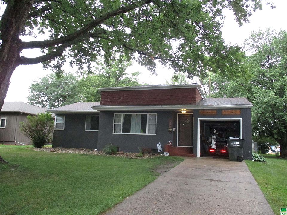 307 S 2nd St, Moville, IA 51039 Zillow