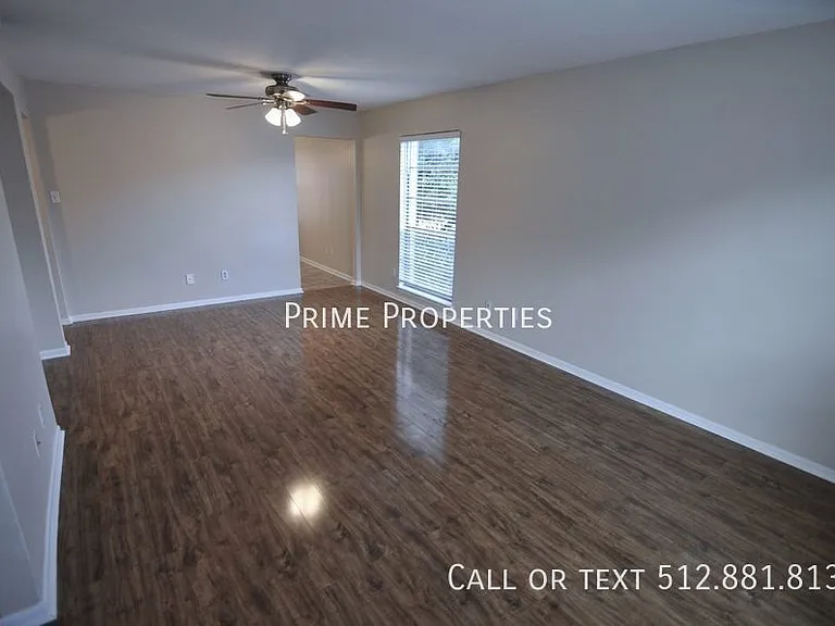 901 E Oltorf St #101 — Photo 2