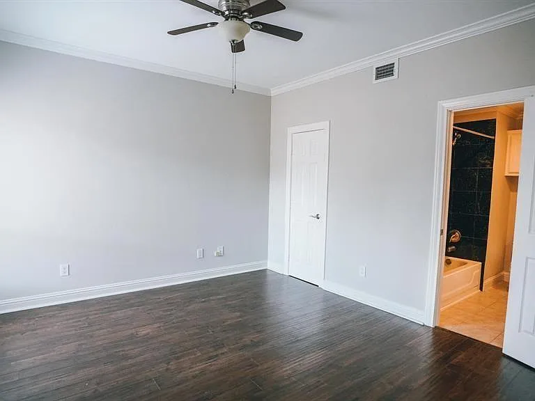 4144 Greystone Way #104 — Photo 10