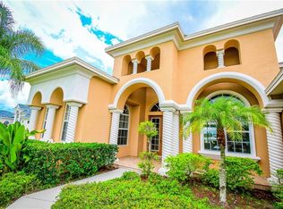 24419 Hideout Trl, Land O Lakes, FL 34639