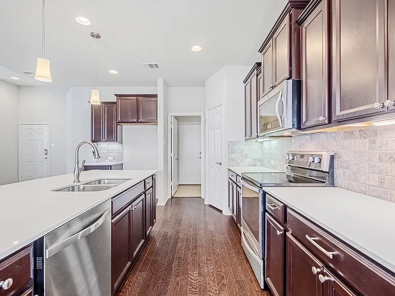 16012 Remington Reserve Way — Photo 8