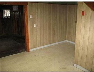 2nd image of 138 10th St