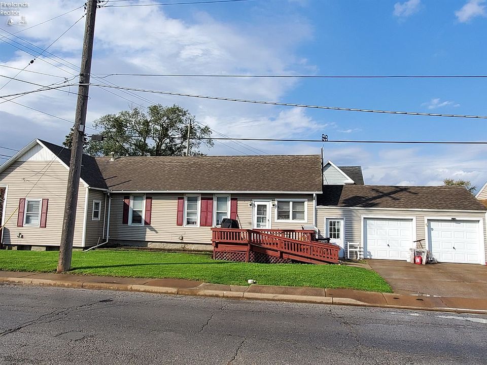 2nd image of 1638 Campbell St