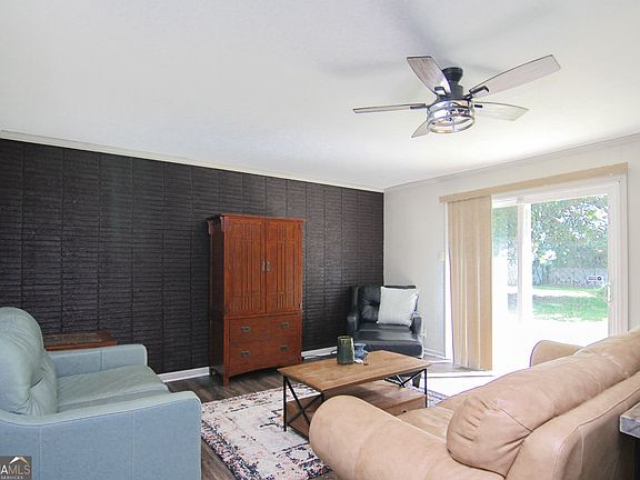 2nd image of 416 Knodishall Dr