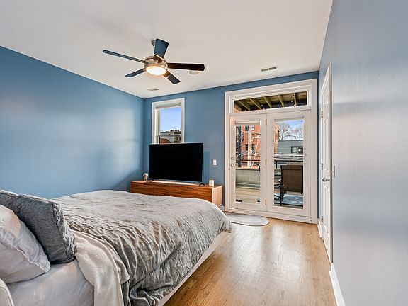 5th image of 1726 W Belmont Ave #1