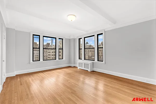 Rented by Arwell Realty | media 19