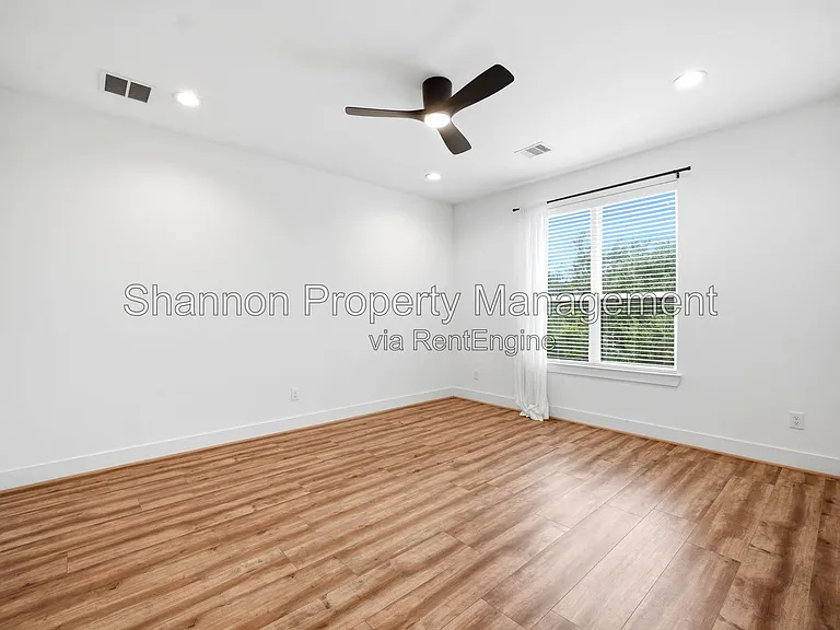 1823 Prospect St #C — Photo 21