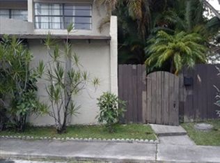 6946 SW 111th Pl, Miami, FL 33173