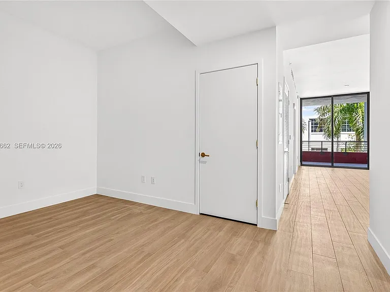 90 NE 32nd St #209 — Photo 14