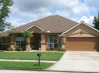 1863 Sea Pines Ln, Fleming Island, FL 32003