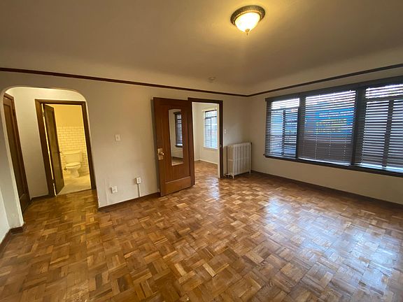 2nd image of 105 Mercer St APT 111