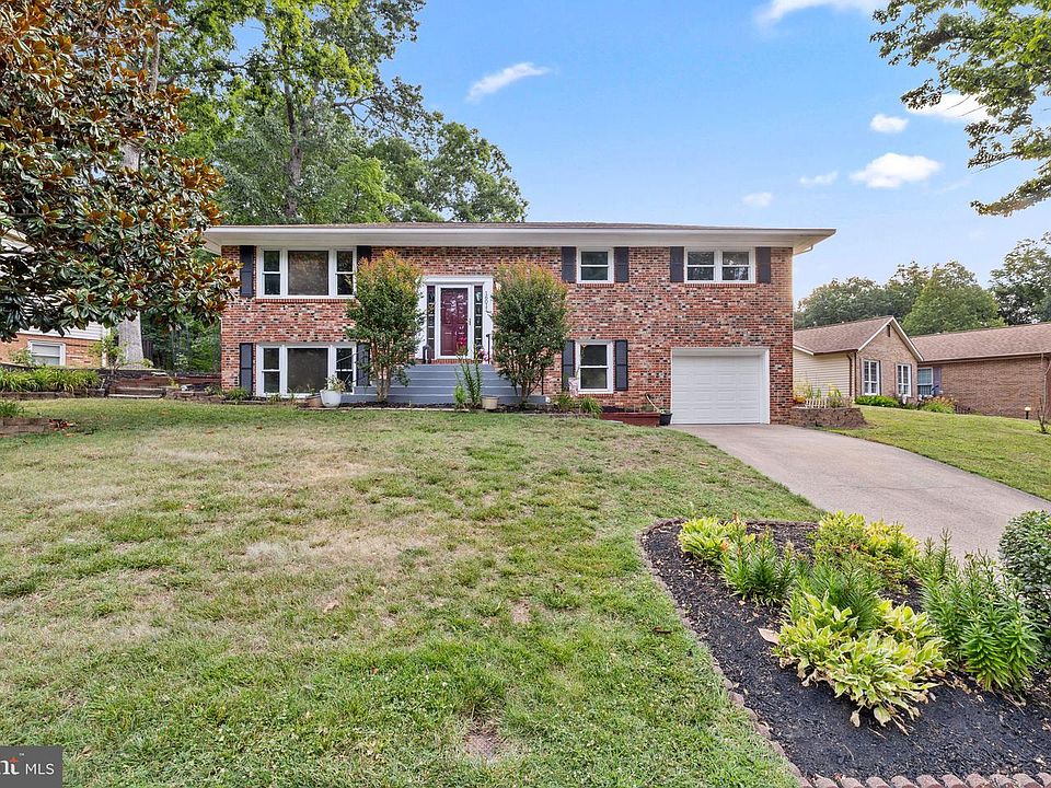 1st image of 16011 Prestwick Ct