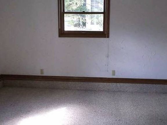 4th image of 3343 Deepwood Dr
