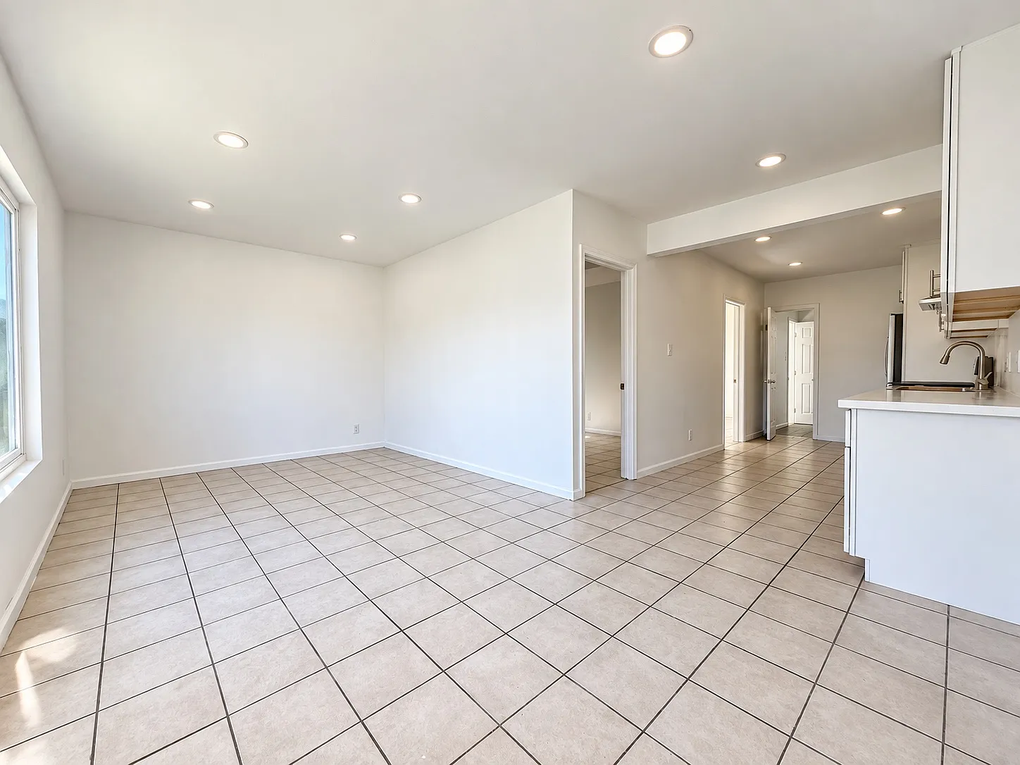 2 bed, $2,395 — Photo 2