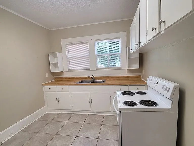 217 Brandywine Rd — Photo 9