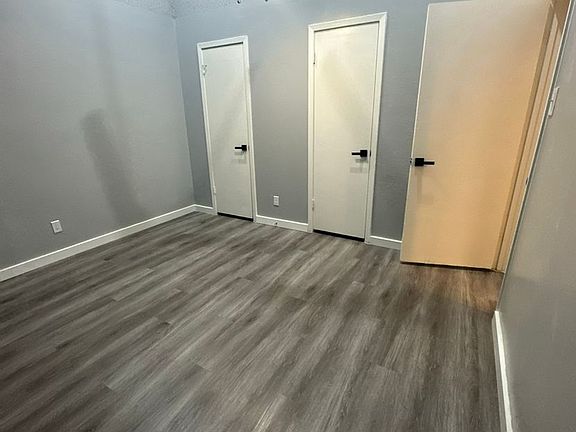 5th image of 2318 Andover Dr