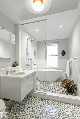 Rented by Brown Harris Stevens | media 5