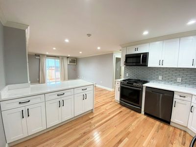 6 Lancelot Ct APT 30, Salem, NH, 03079