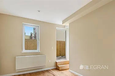 Rented by (Legacy) Elegran