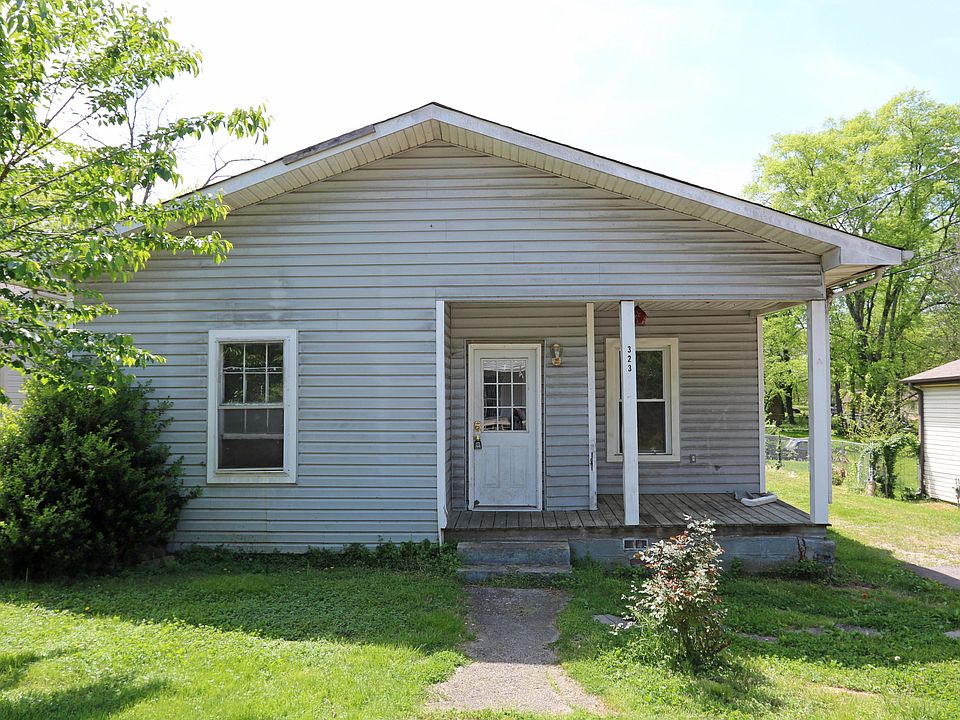 1st image of 323 Doyle St