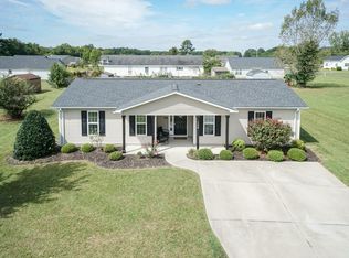 102 Redwood Cir, Kenly, NC 27542