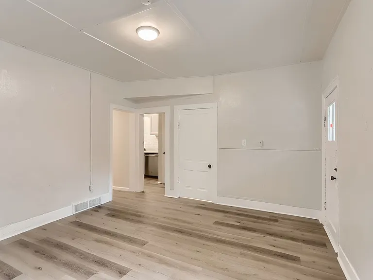 508 Pearl St — Photo 16