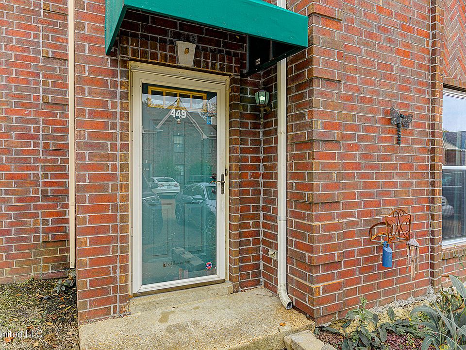 1st image of 449 Blair Dr