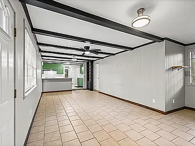 3 bed, 2065 sqft, $800 — Photo 2