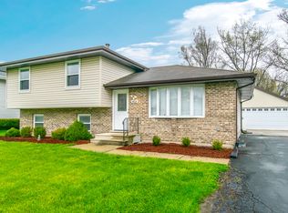 408 N 129th Infantry Dr, Joliet, IL